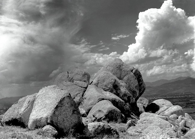 Rocks and clouds in Zanjan, صخره ها و ابرها در زنجان