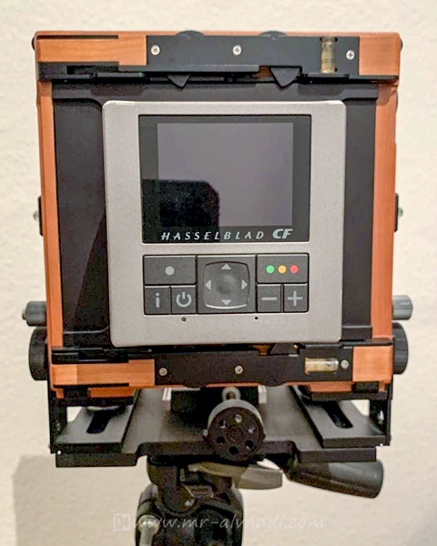 ALVANDI Hasselblad CF digital back and Graflok adapter mounted on Chamonix 45-F2 camera